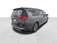 Used 2023 Chrysler Pacifica Plug-In Hybrid Limited
