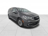 Used 2023 Chrysler Pacifica Plug-In Hybrid Limited