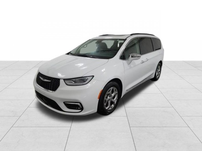 Used 2022 Chrysler Pacifica Limited