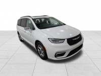 Used 2022 Chrysler Pacifica Limited